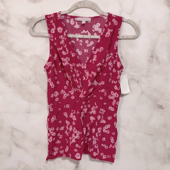 Chelsea28 Twist Front Sleeveless Top In Pink Honeycomb Floral - Picture 2 of 8